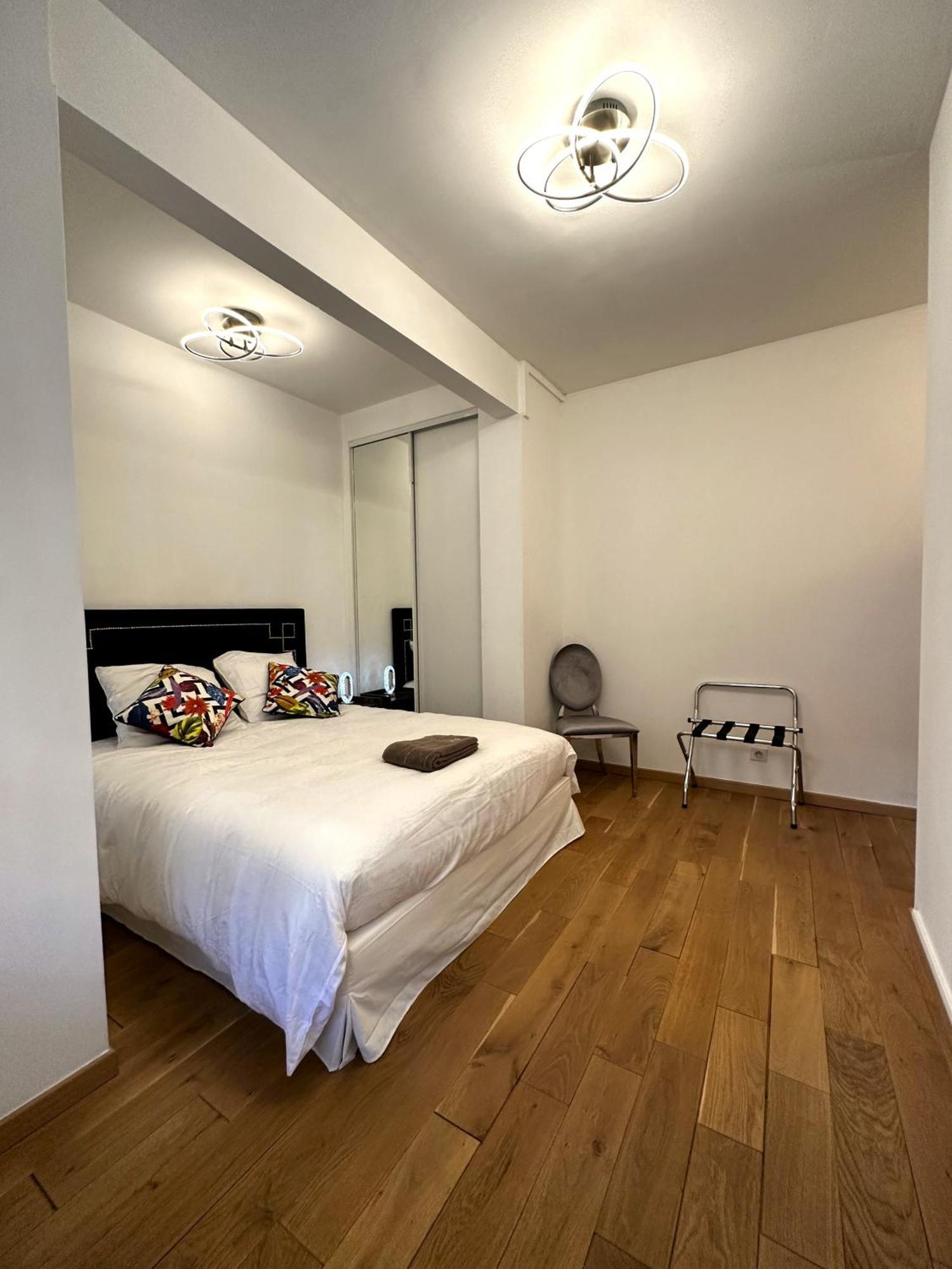 Arena Center Town Apartment Reims Exterior photo